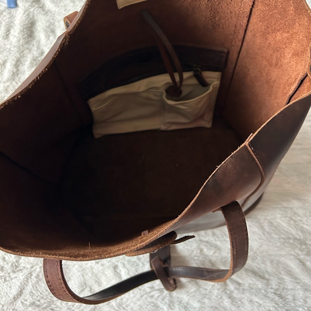 Elegant Brown Leather Tote Bag